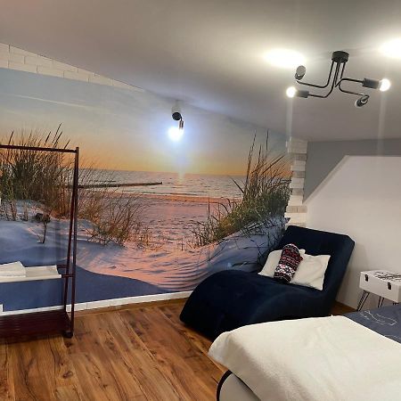 Apartament Przy Ulicy Zaruskiego Blisko Plazy Ustka Luaran gambar
