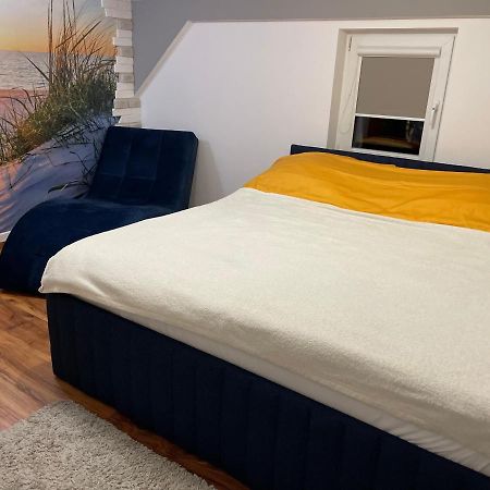 Apartament Przy Ulicy Zaruskiego Blisko Plazy Ustka Luaran gambar